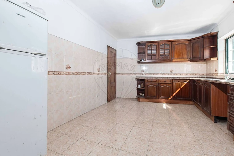 Moradia T3 para Venda em Santa Maria e São Miguel, São Martinho, São Pedro Penaferrim Foto 2