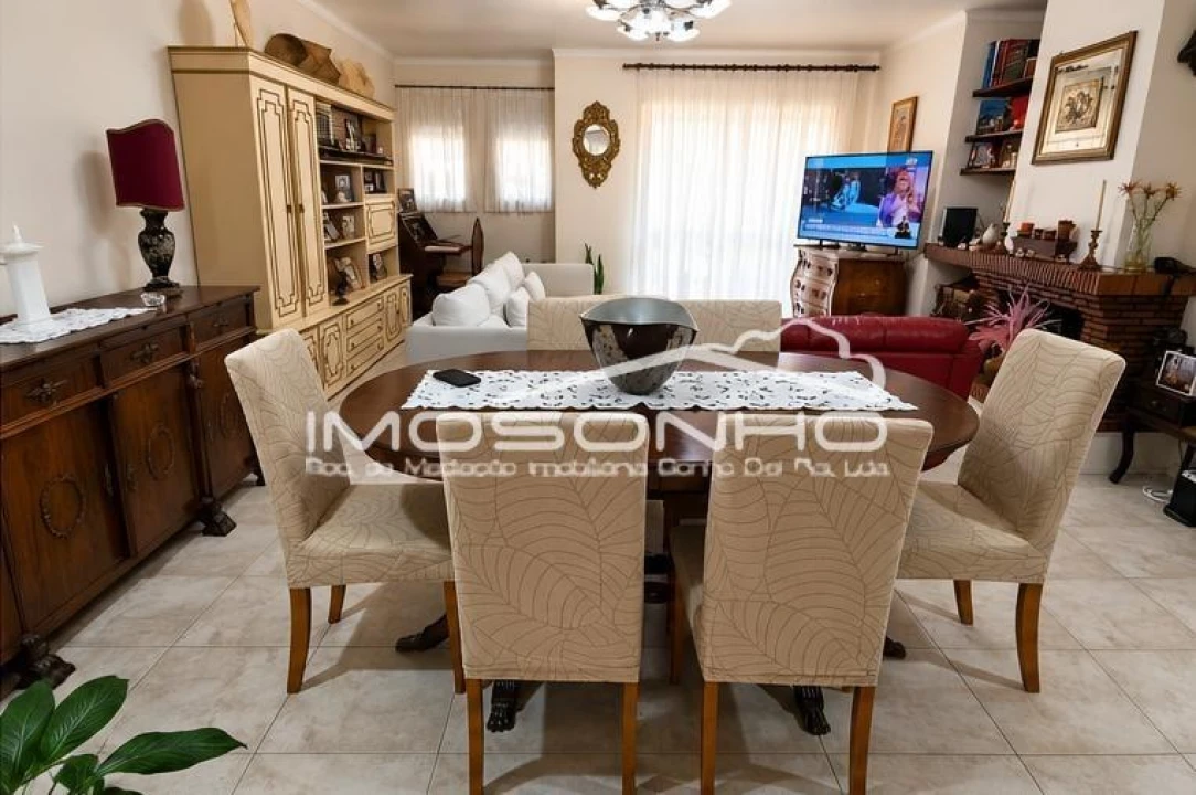 Apartamento T3 para Venda em Marinha Grande Foto 2