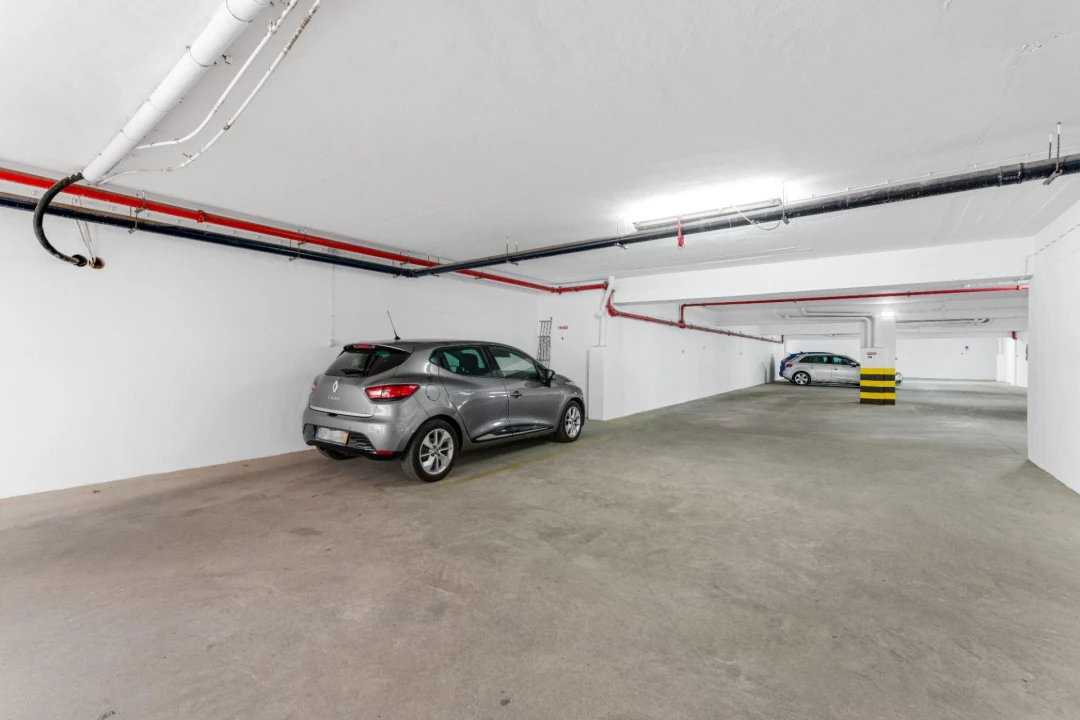 Apartamento T2 para Venda em Portimão Foto 18