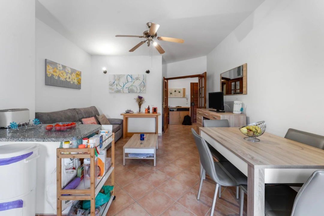 Apartamento T2 para Venda em Portimão Foto 6