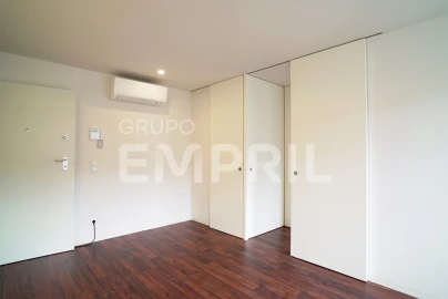 Apartamento T1 para Arrendamento em Cedofeita, Santo Ildefonso, Sé, Miragaia, São Nicolau e Vitória
