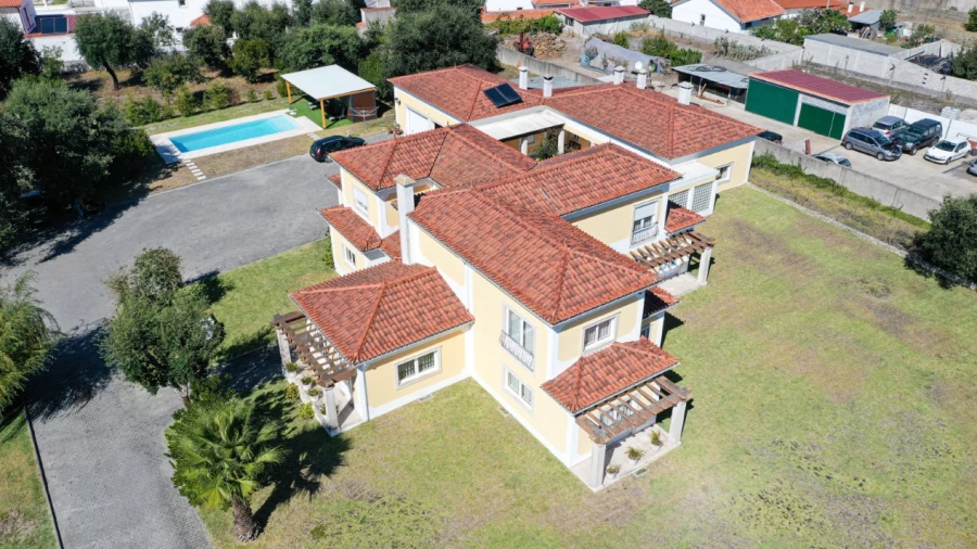 Moradia T4 para Venda em Pataias e Martingança
