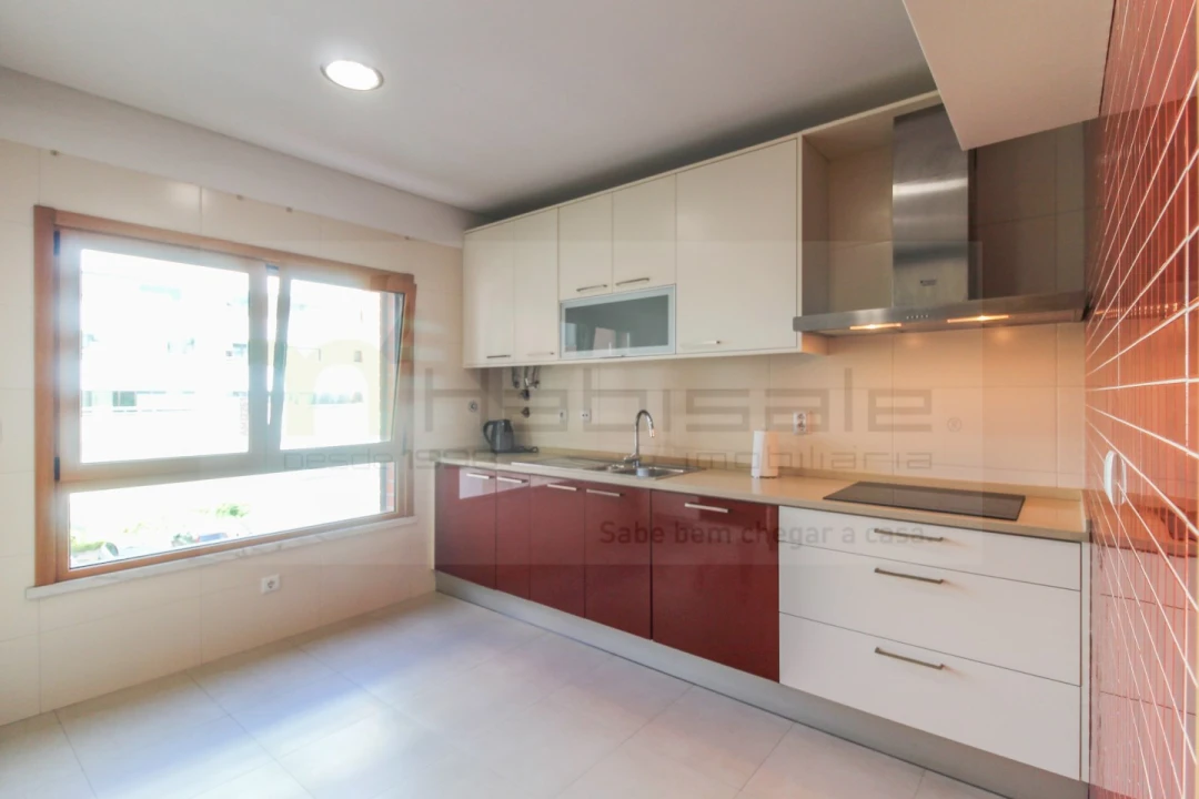 Apartamento T2 para Arrendamento em Odivelas Foto 6