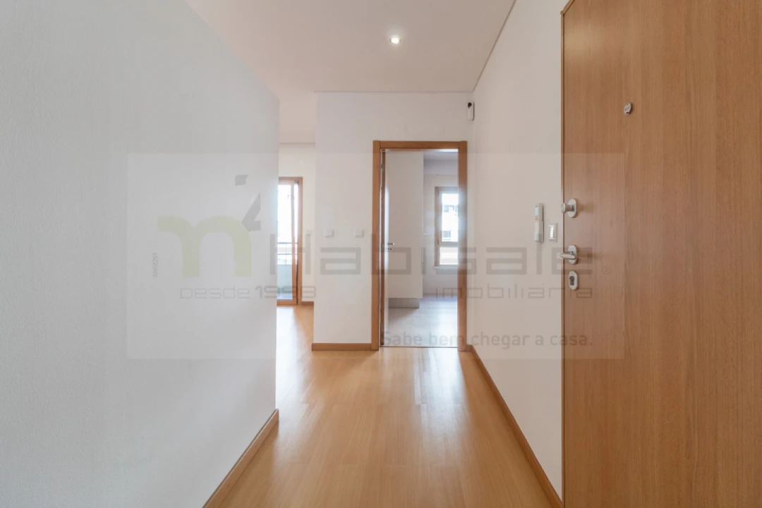 Apartamento T2 para Arrendamento em Odivelas Foto 3