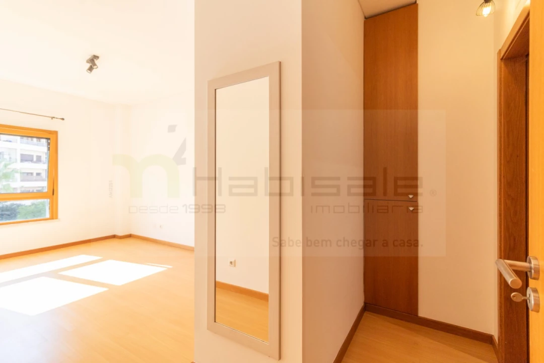 Apartamento T2 para Arrendamento em Odivelas Foto 19