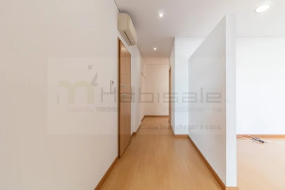 Apartamento T2 para Arrendamento em Odivelas