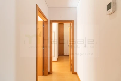Apartamento T2 para Arrendamento em Odivelas
