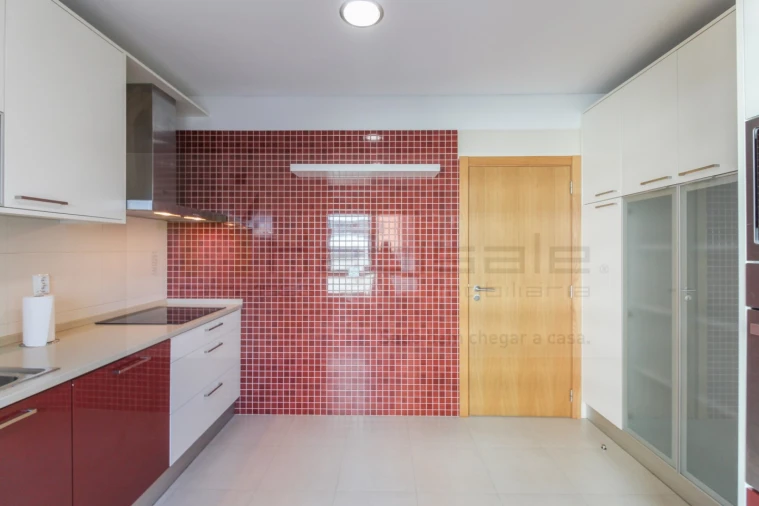Apartamento T2 para Arrendamento em Odivelas Foto 8