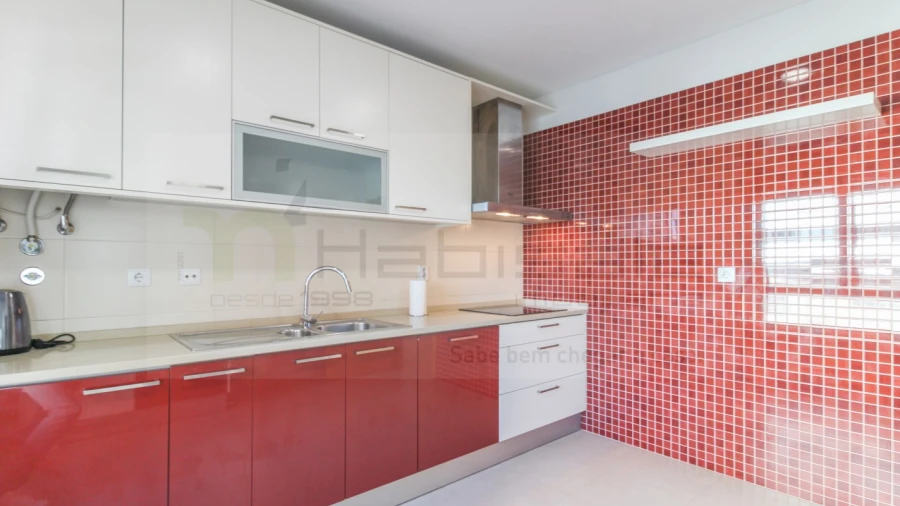 Apartamento T2 para Arrendamento em Odivelas