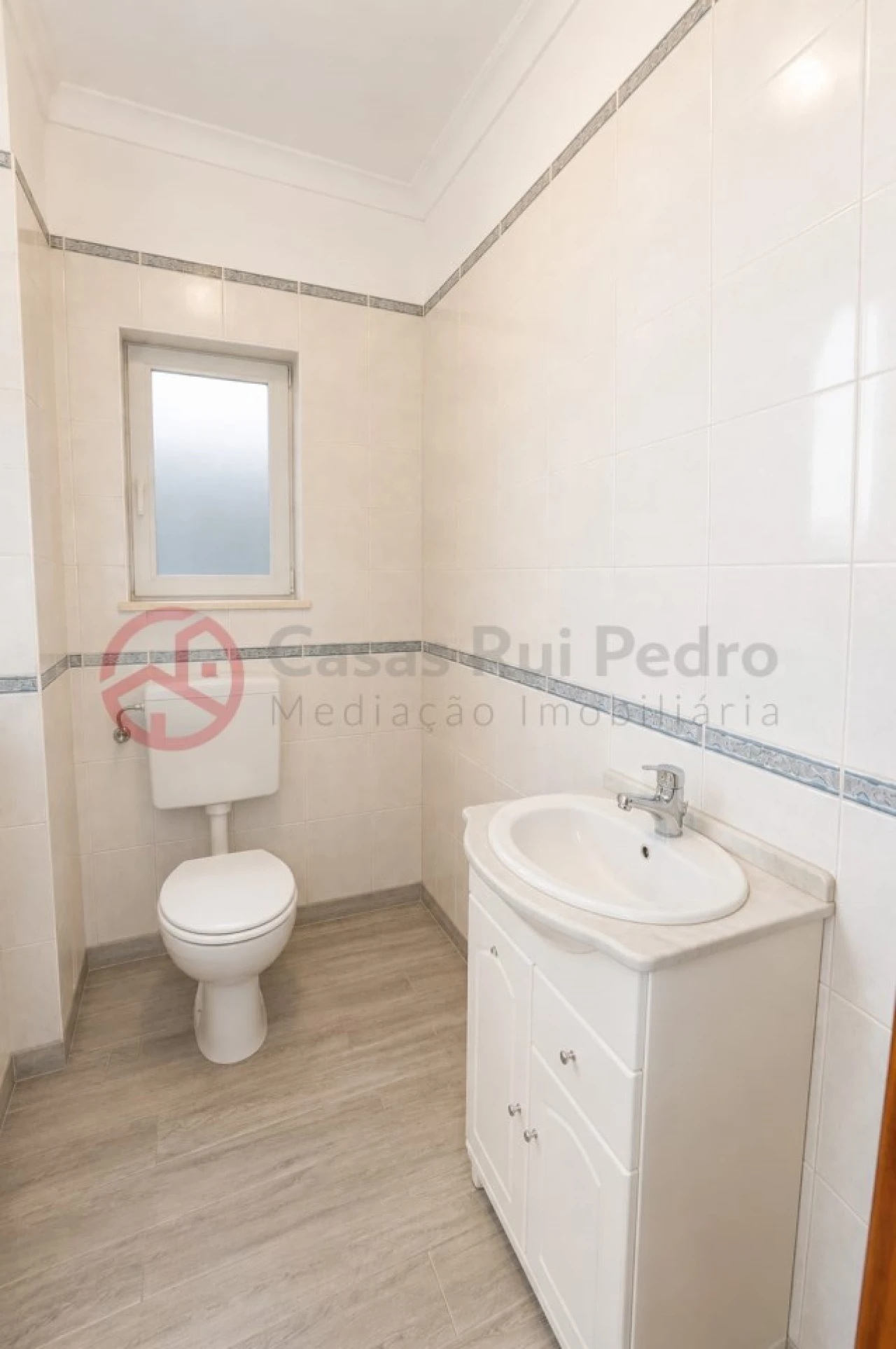 Moradia T3 para Venda em Laranjeiro e Feijó Foto 17