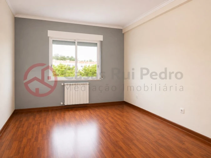 Moradia T3 para Venda em Laranjeiro e Feijó Foto 8