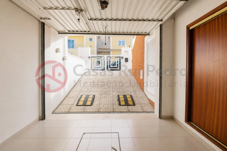 Moradia T3 para Venda em Laranjeiro e Feijó Foto 24