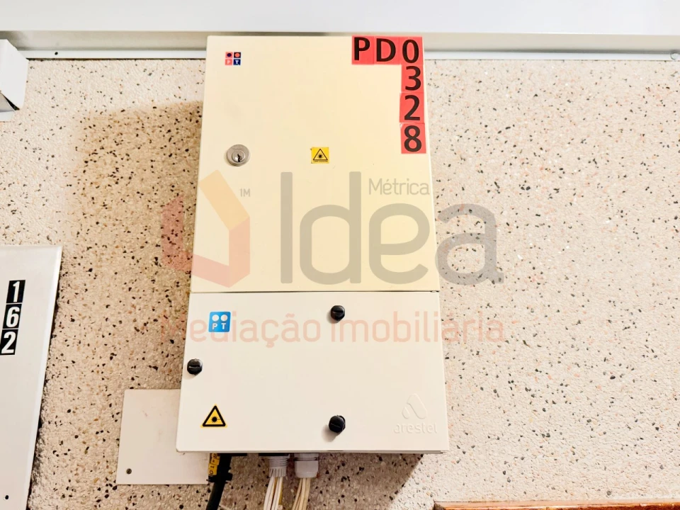 Apartamento T2 para Venda em Alfragide Foto 33