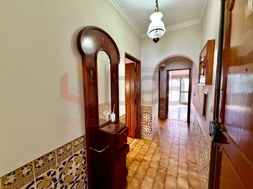 Apartamento T2 para Venda em Alfragide Foto 18