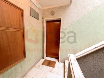 Apartamento T2 para Venda em Alfragide