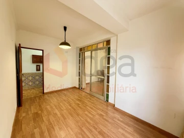 Apartamento T2 para Venda em Alfragide