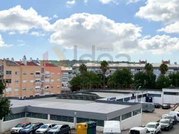 Apartamento T2 para Venda em Alfragide
