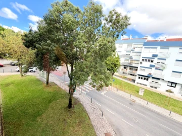 Apartamento T2 para Venda em Alfragide