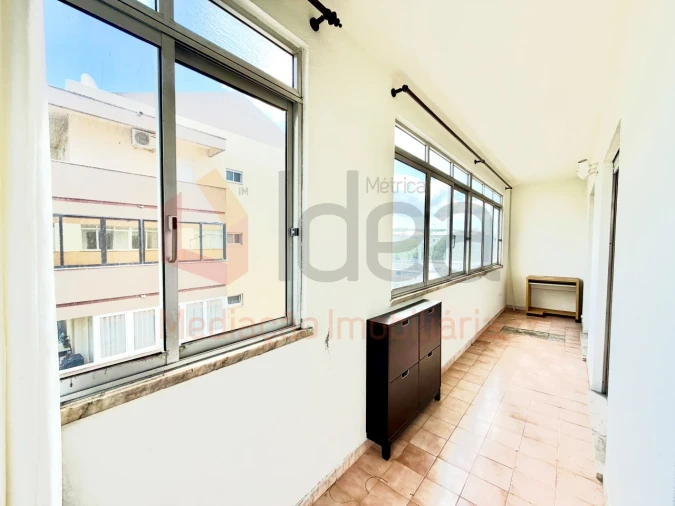 Apartamento T2 para Venda em Alfragide Foto 15