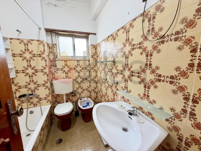 Apartamento T2 para Venda em Alfragide Foto 20