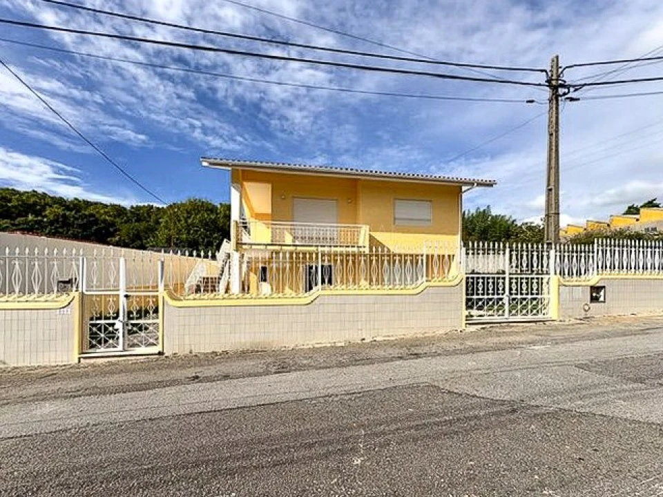 Moradia T3 para Venda em Santa Maria de Lamas Foto 27