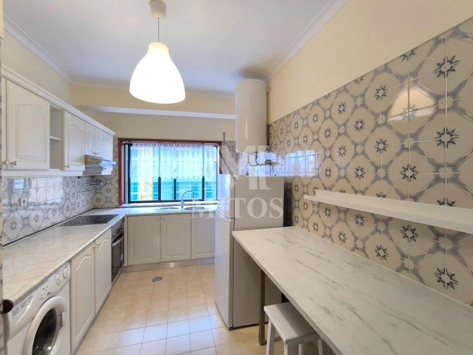 Apartamento T1 para Venda em Chafe Foto 4
