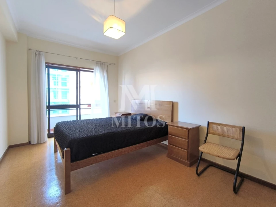 Apartamento T1 para Venda em Chafe Foto 9