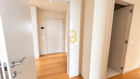 Apartamento T3 para Venda em Santa Marinha e São Pedro da Afurada
