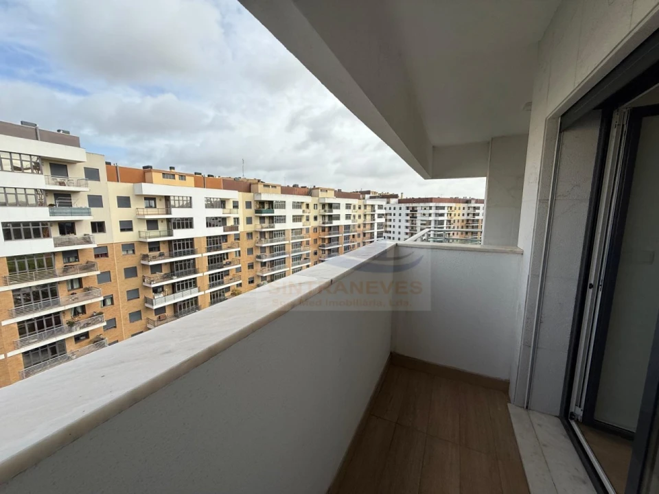 Apartamento T2 para Venda em Loures Foto 15