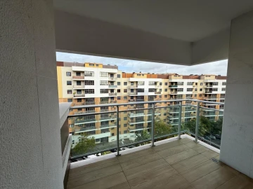 Apartamento T2 para Venda em Loures
