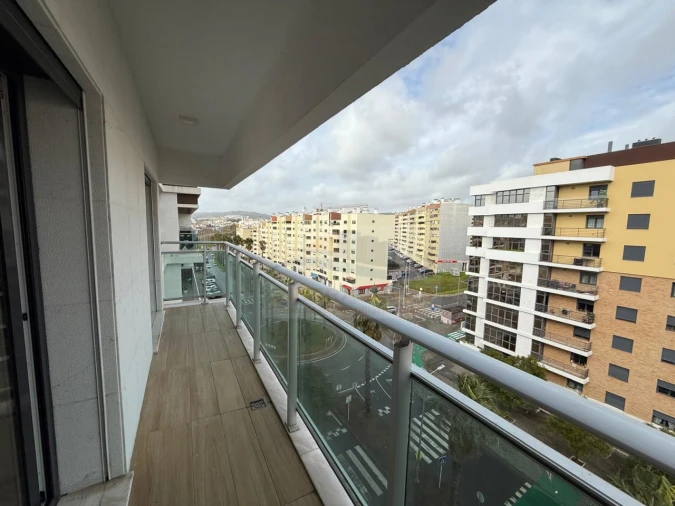Apartamento T2 para Venda em Loures Foto 17