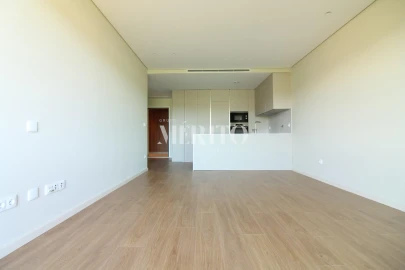 Apartamento T1 para Arrendamento em Barcelos, V.Boa, V.Frescainha