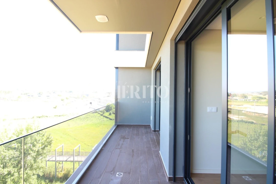 Apartamento T1 para Arrendamento em Barcelos, V.Boa, V.Frescainha Foto 8