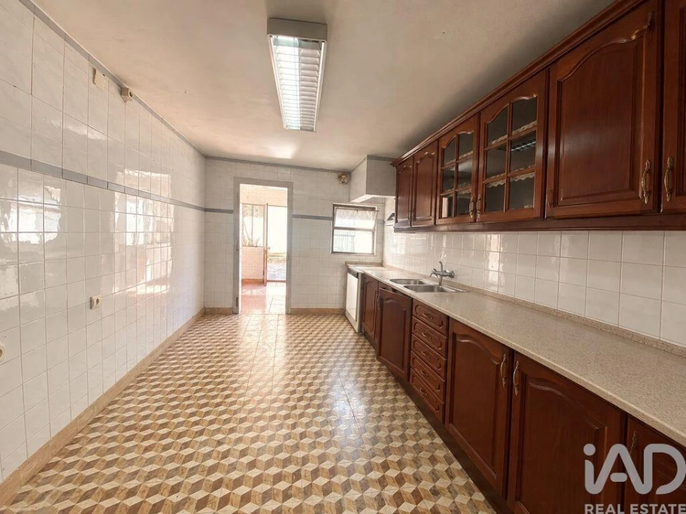 Moradia T3 para Venda em Bombarral e Vale Covo Foto 9