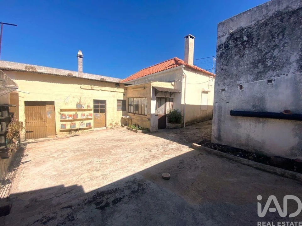 Moradia T3 para Venda em Bombarral e Vale Covo Foto 6