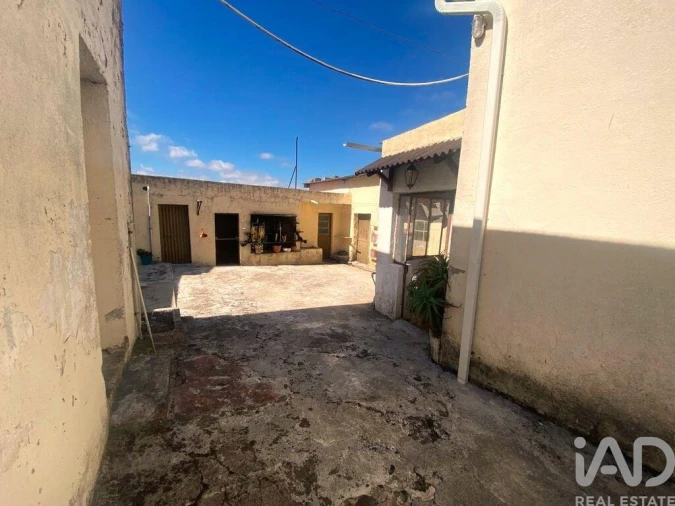 Moradia T3 para Venda em Bombarral e Vale Covo Foto 5