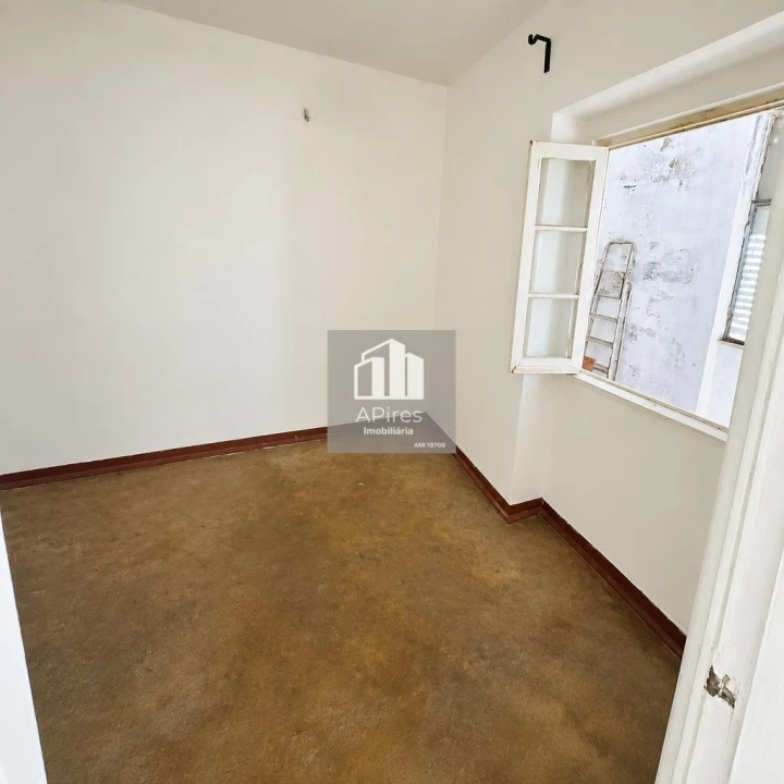Apartamento T2 para Venda em Almada, Cova da Piedade, Pragal e Cacilhas Foto 12