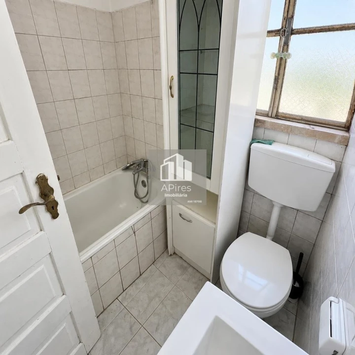 Apartamento T2 para Venda em Almada, Cova da Piedade, Pragal e Cacilhas Foto 17