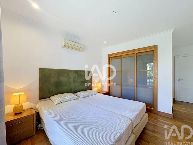 Apartamento T3 para Arrendamento em Quarteira Foto 10