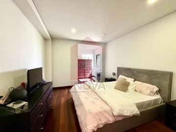 Moradia T6 para Venda em Soutelo