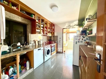 Moradia T6 para Venda em Soutelo