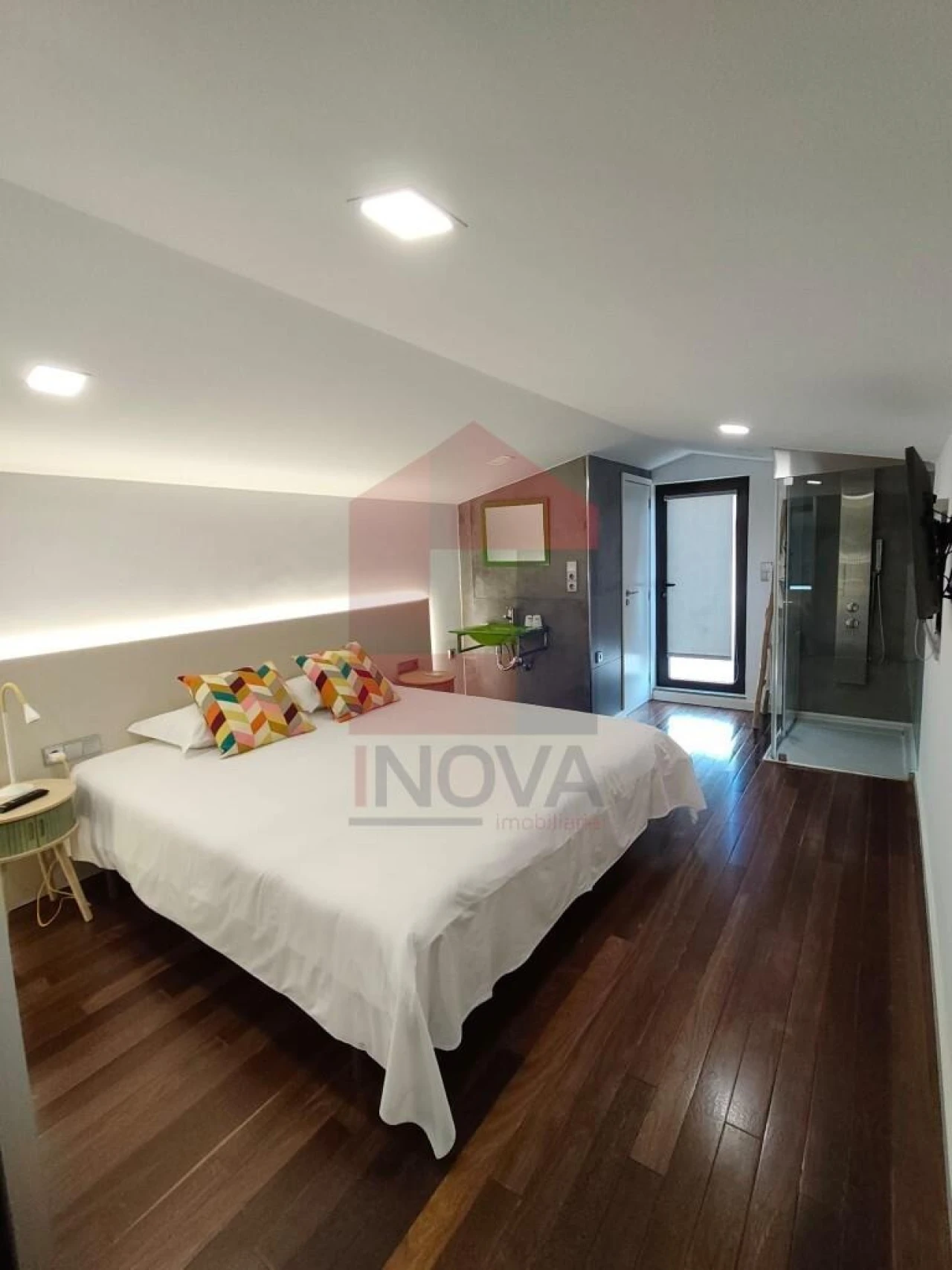 Moradia T6 para Venda em Soutelo Foto 36