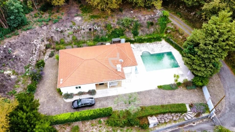 Moradia T3 para Venda em Bravães