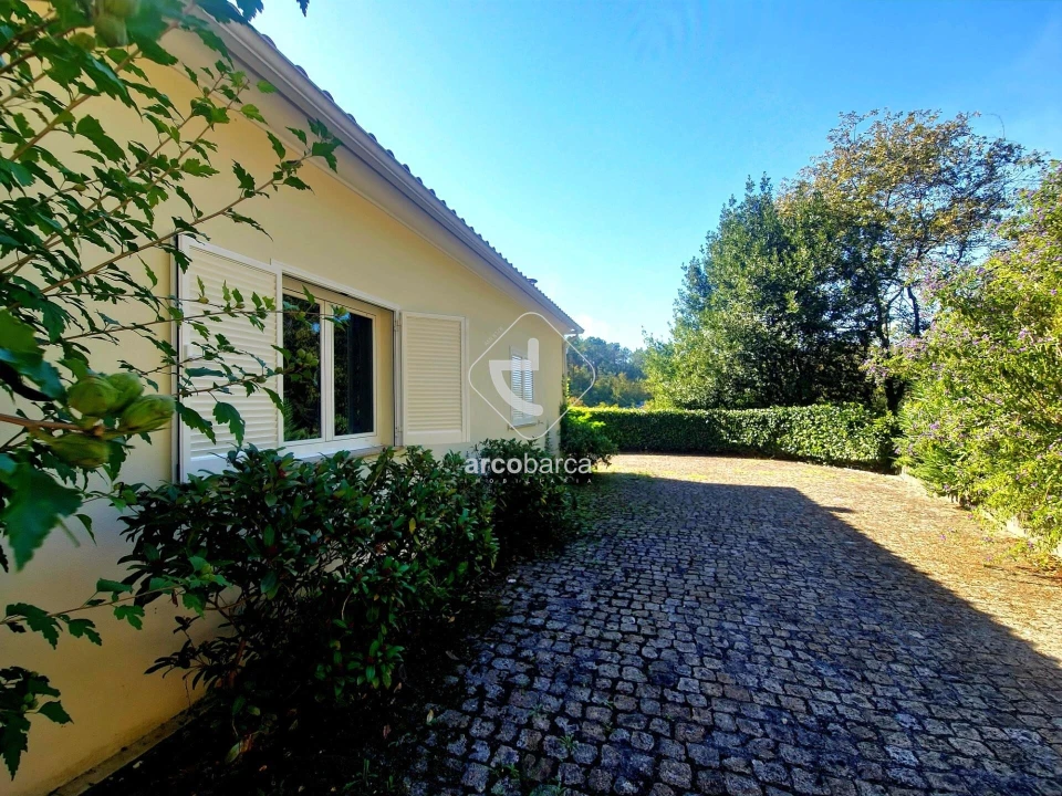 Moradia T3 para Venda em Bravães Foto 9