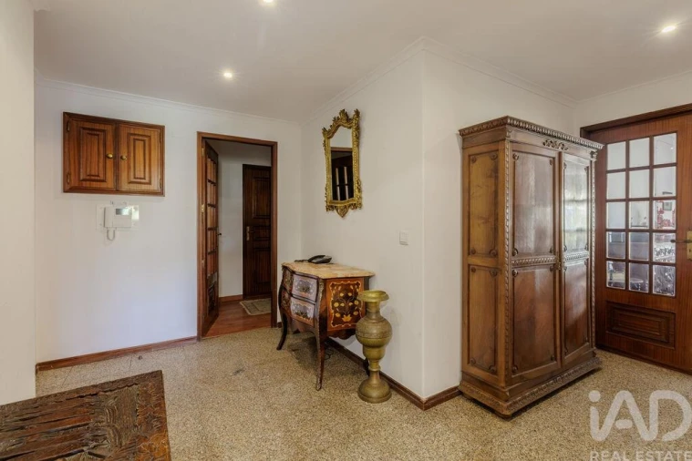 Apartamento T4 para Venda em Areeiro Foto 24