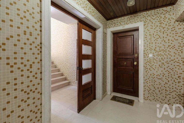 Apartamento T4 para Venda em Areeiro Foto 31