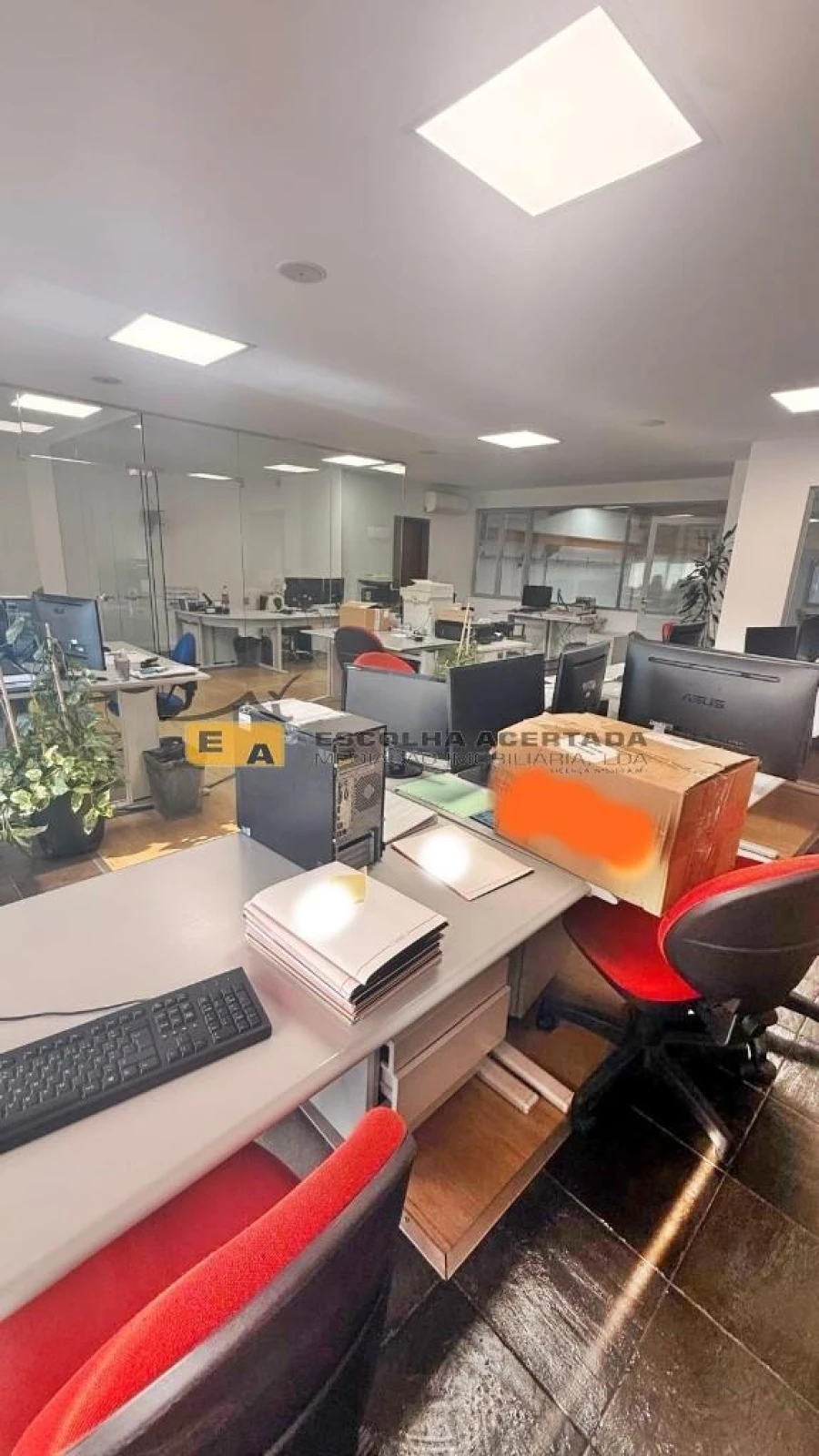 Armazém para Venda em Cidade da Maia Foto 13