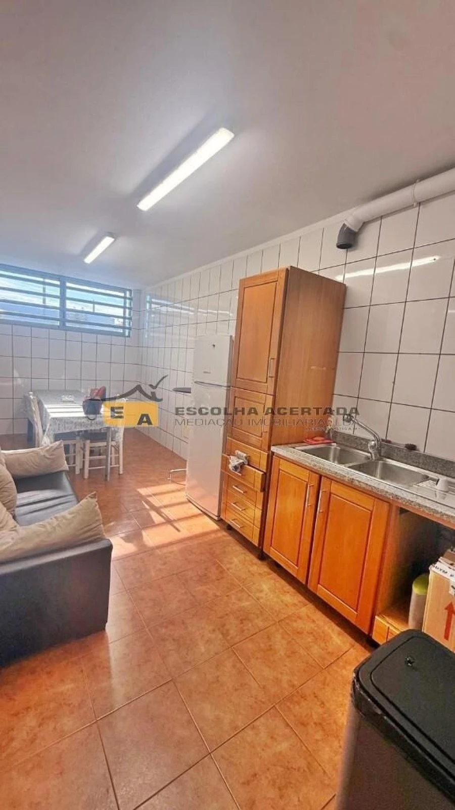 Armazém para Venda em Cidade da Maia Foto 16