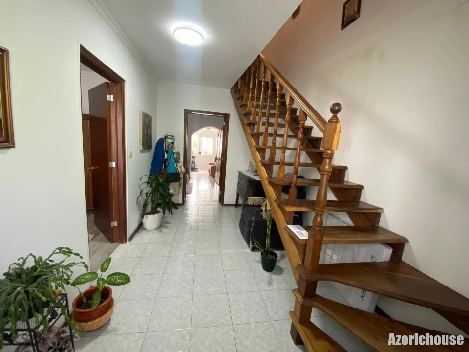 Moradia T3 para Venda em Povoação Foto 18