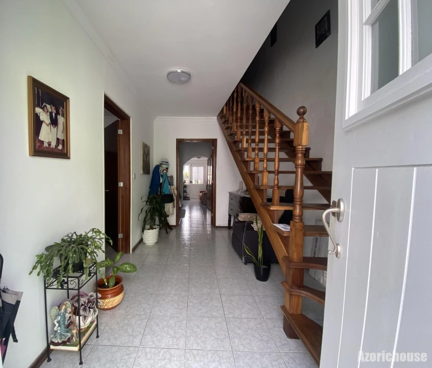 Moradia T3 para Venda em Povoação Foto 5